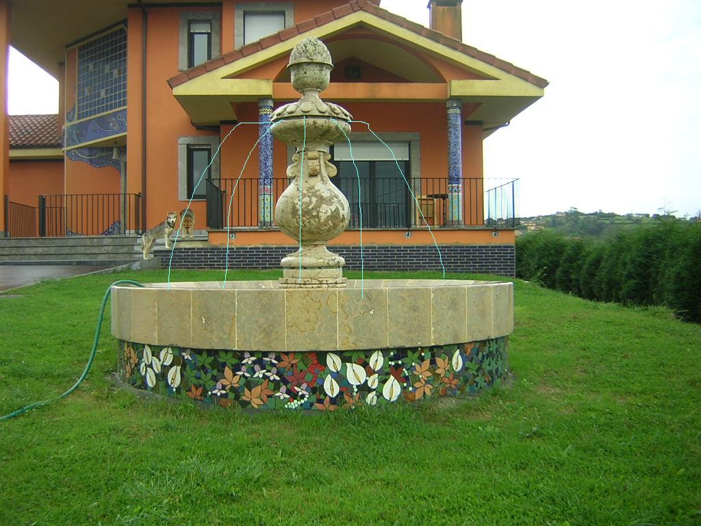 Bricomanía: Instalación de celosía en jardín 